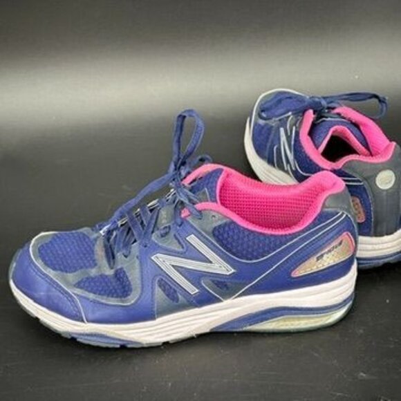 New Balance USA 1540 V2 Women US 9.5 Blue Pink Running Walking Shoes - Picture 5 of 9